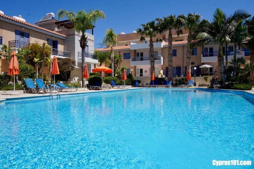 Villa Ilios In Kato Paphos Exteriör bild