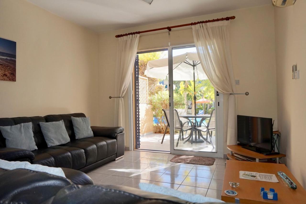 Villa Ilios In Kato Paphos Exteriör bild